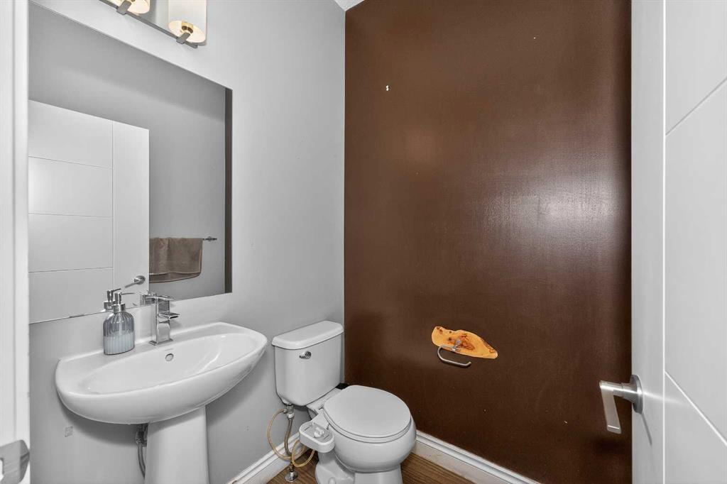 45 Redstone Drive NE photo 4