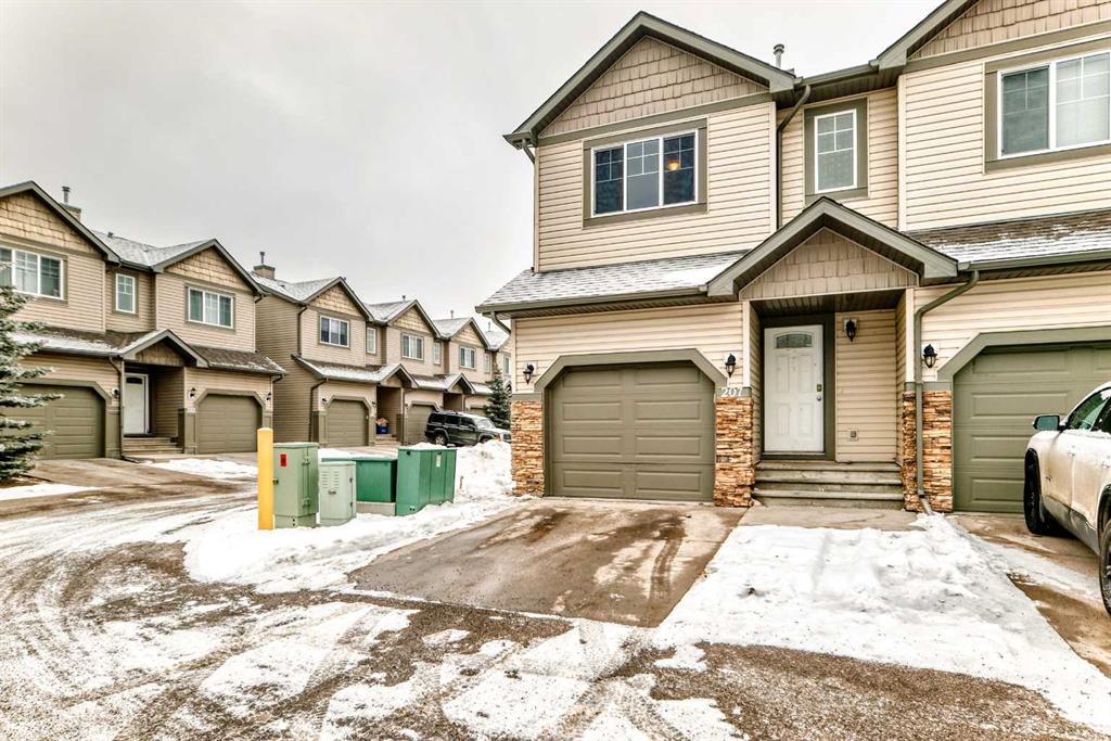 620 Luxstone Landing SW #207
