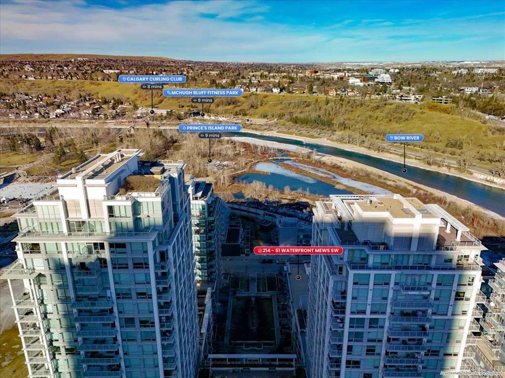 51 Waterfront Mews SW #214 photo 2