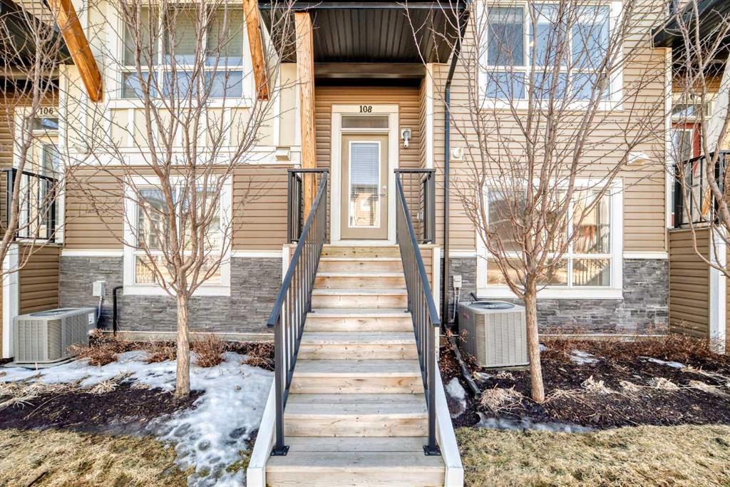108 Walgrove Cove SE photo 4