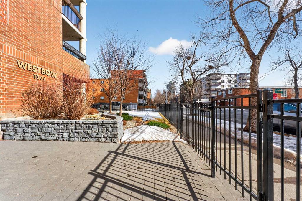 1304 15 Avenue SW #PH2 photo 5