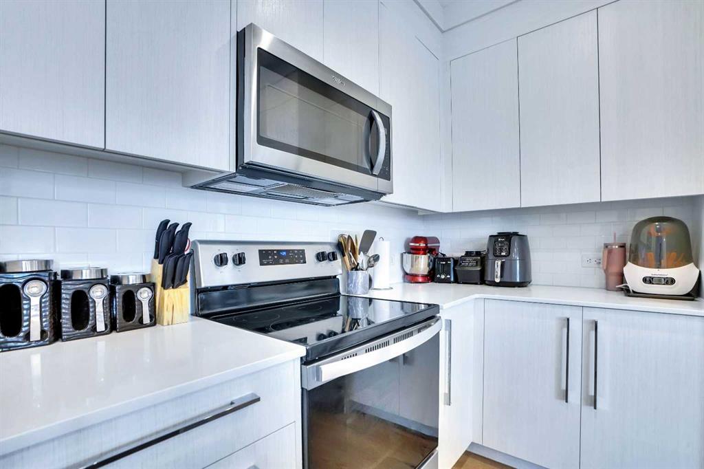 681 Savanna Boulevard NE #2114 photo 4