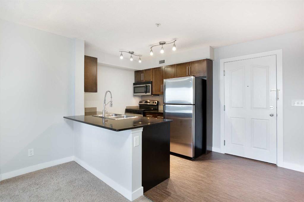 7110 80 Avenue NE #320 photo 3