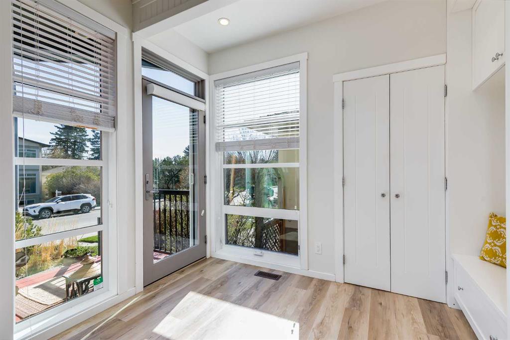 2729 Cochrane Road NW photo 3