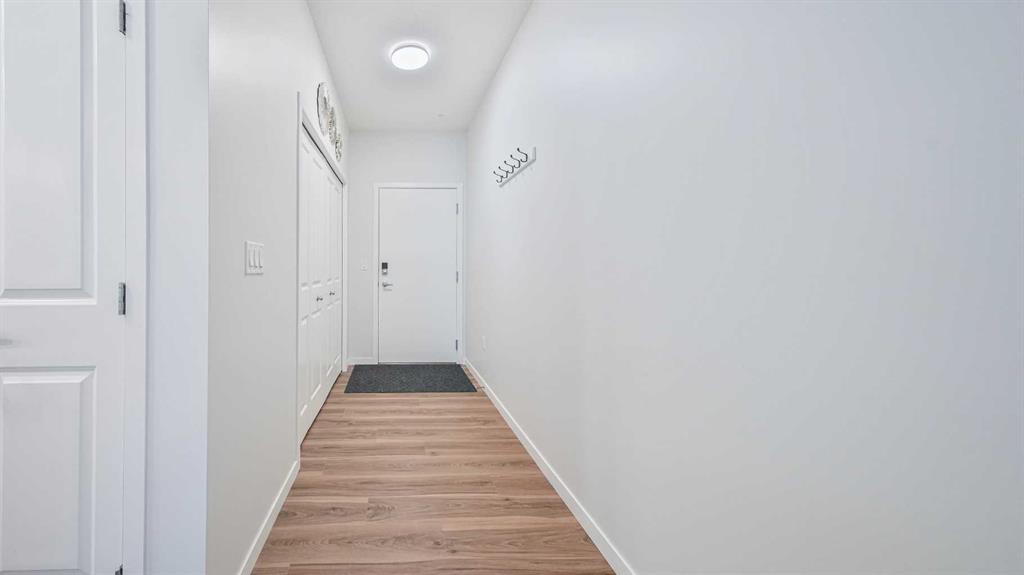 33 Carringham Gate NW #2209 photo 5