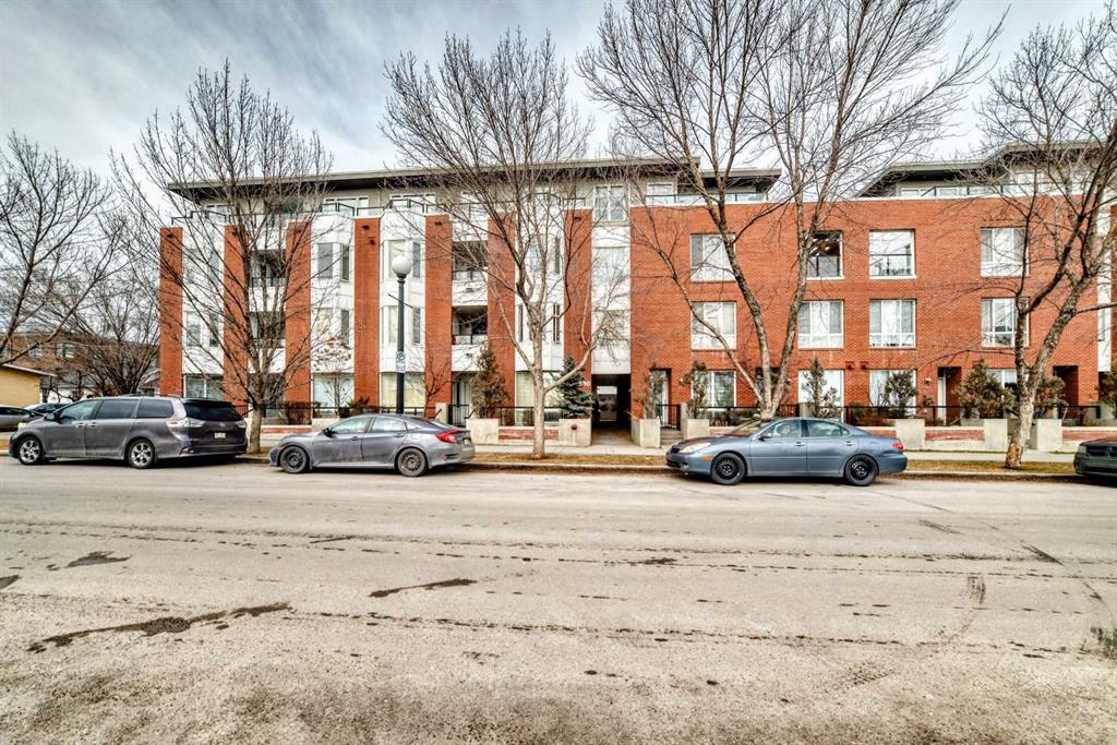 830 Centre Avenue NE #204 photo 2