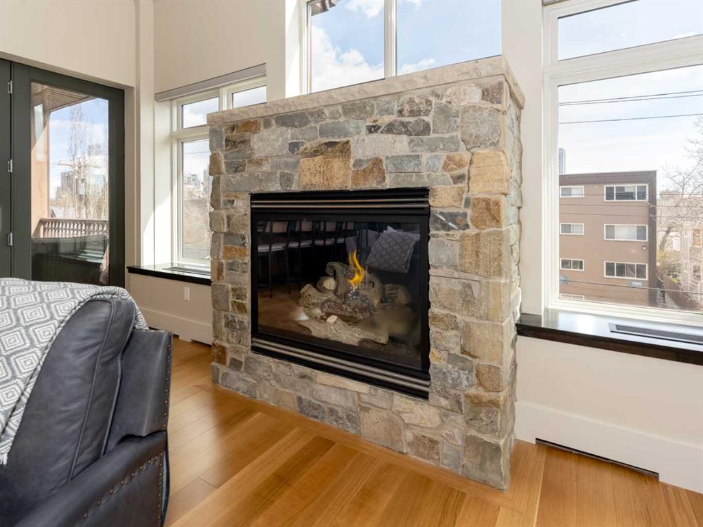 1407 Kensington Close NW #303 photo 4
