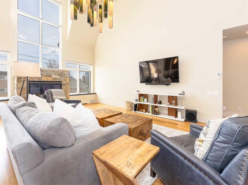 1407 Kensington Close NW #303 photo 5