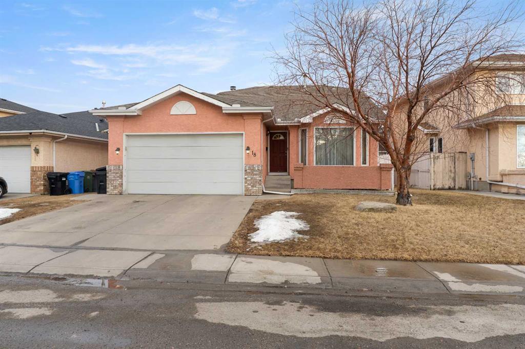 18 Coral Sands Place NE