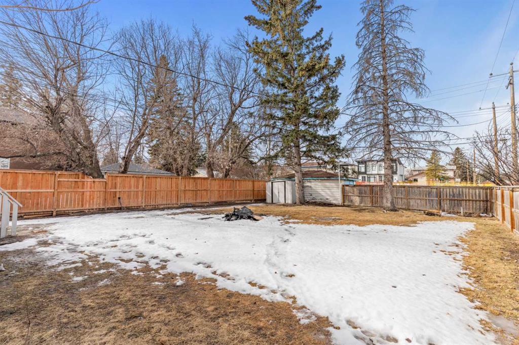 1403 43 Street SW photo 4