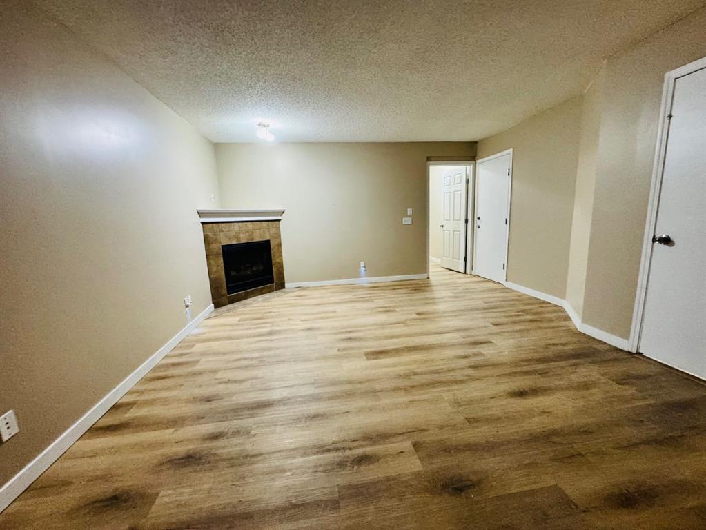 184 TARALAKE Terrace NE photo 4
