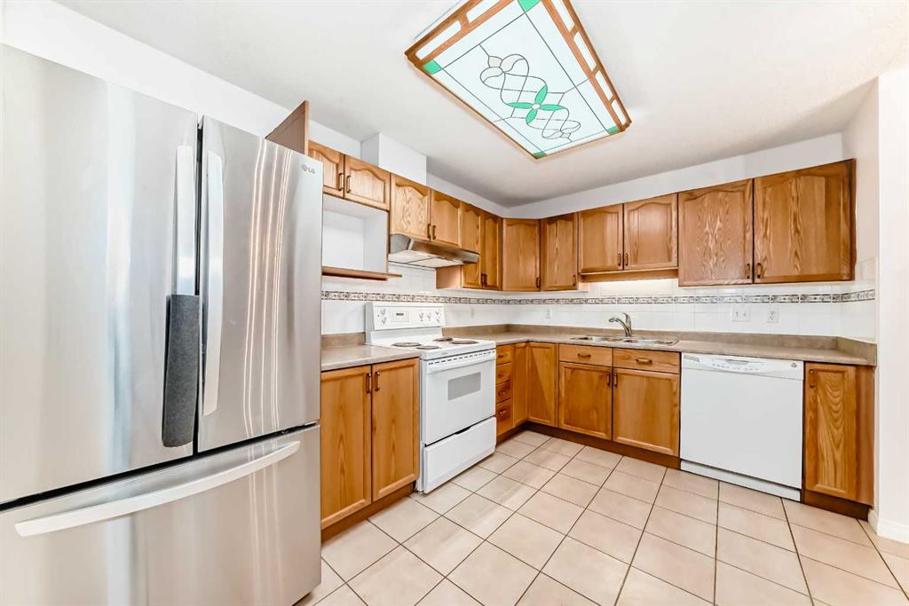 3202 Sienna Park Green SW photo 5
