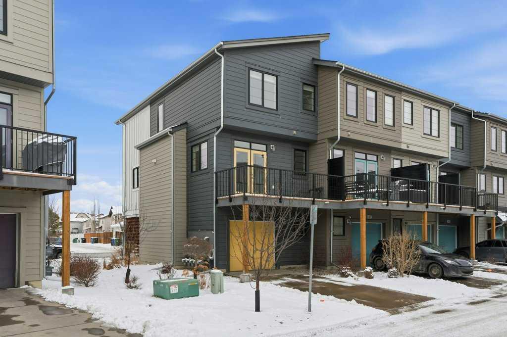 349 Walden Drive SE photo 4
