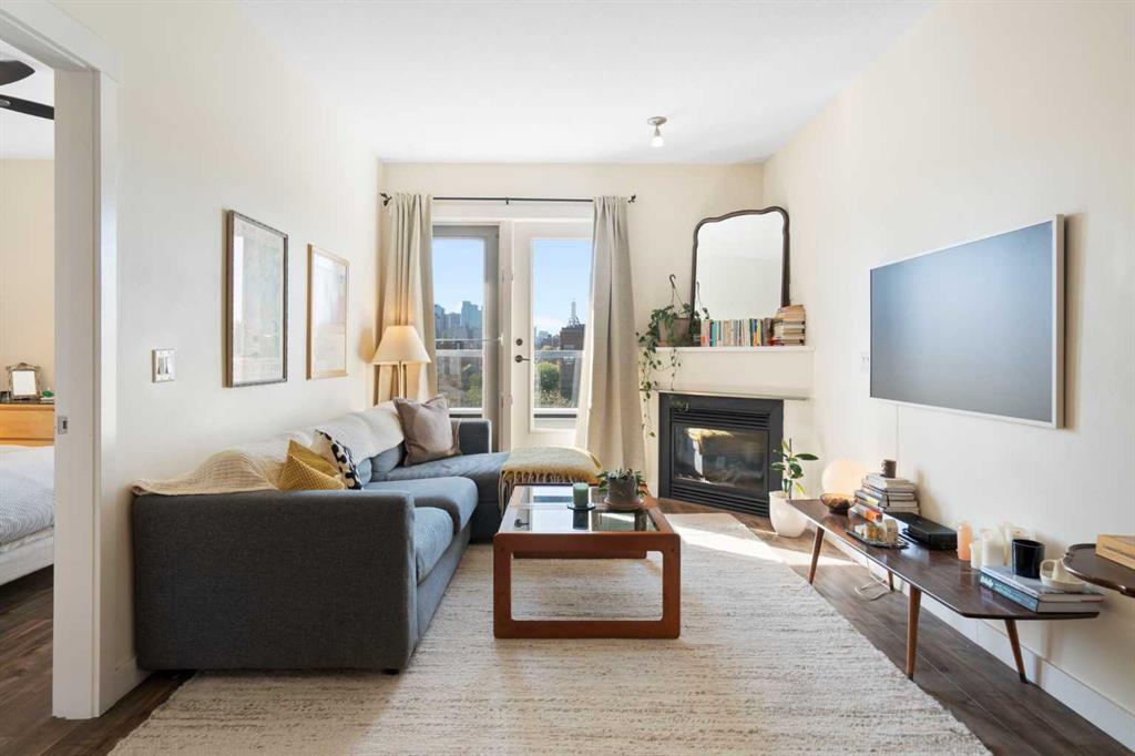 830 Centre Avenue NE #406 photo 2