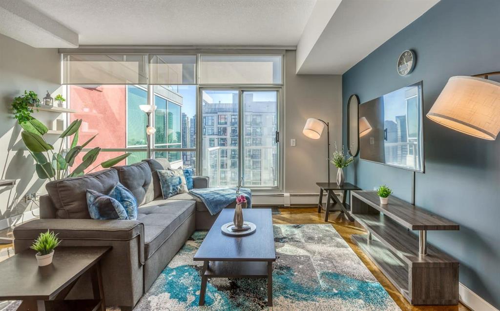 135 13 Avenue SW #2111 photo 5