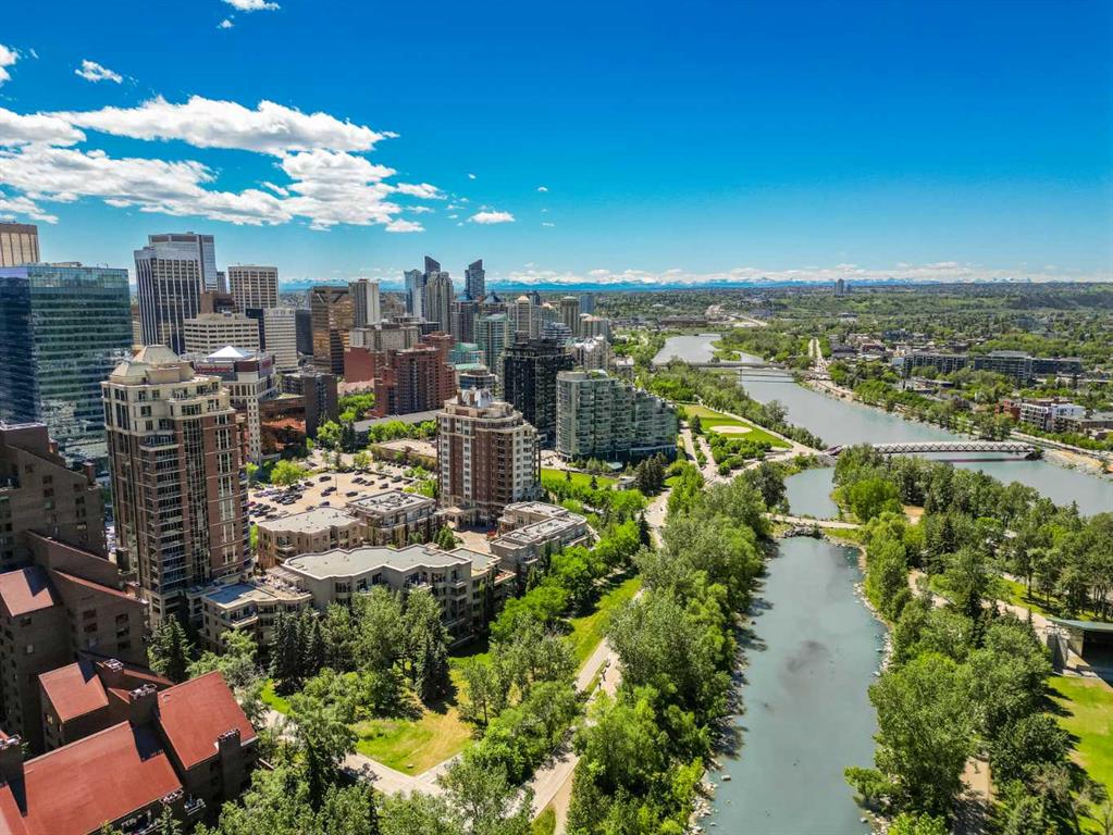 690 Princeton Way SW #301 photo 5