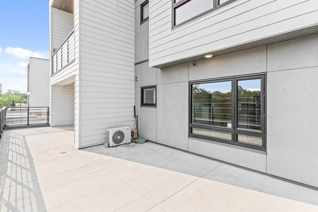 120 18 Avenue SW #319 photo 3