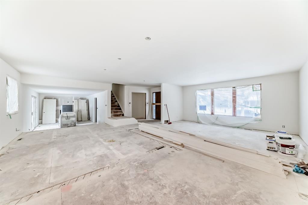 251 Cannell Place SW photo 4