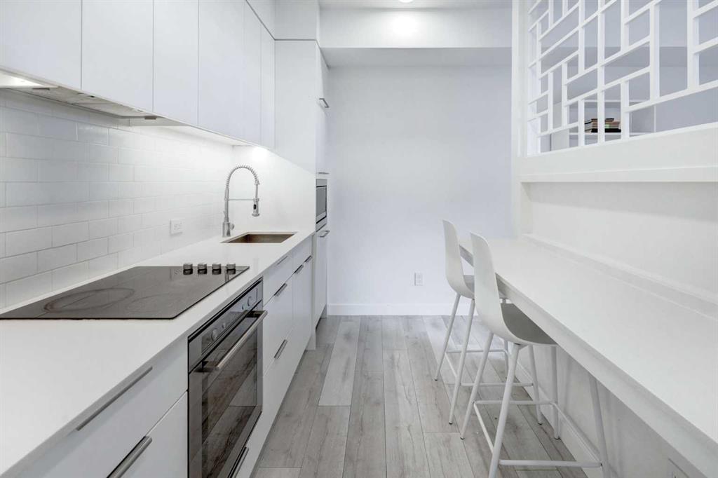 3125 39 Street NW #205 photo 5
