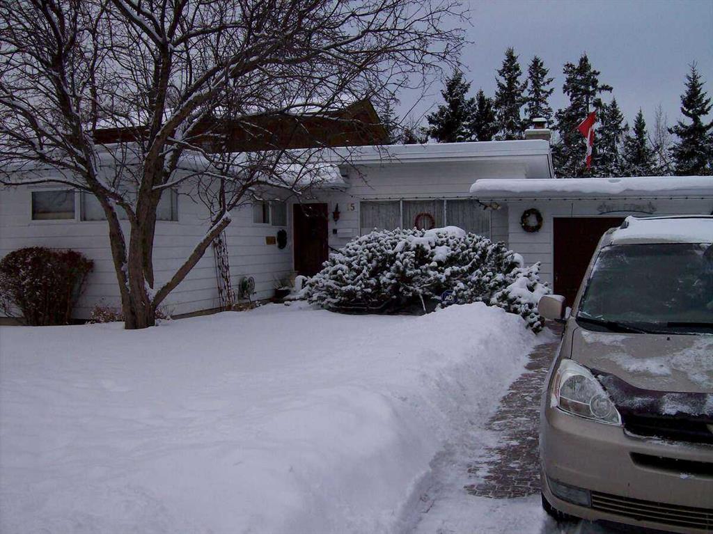 15 Glenview Drive SW photo 2