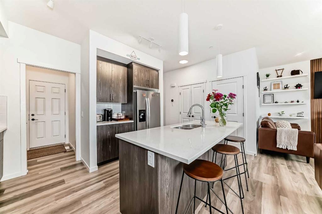 171 Hotchkiss Manor SE photo 5