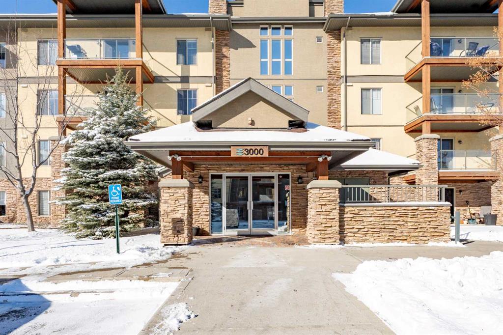 92 Crystal Shores Road #3403