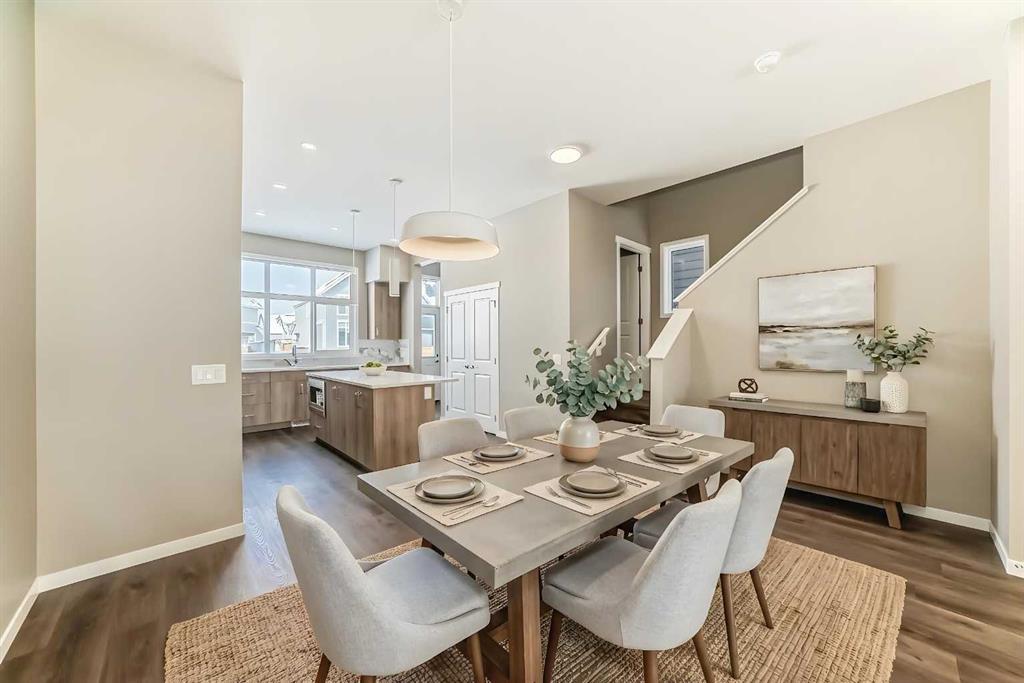 833 Marine Drive SE photo 3