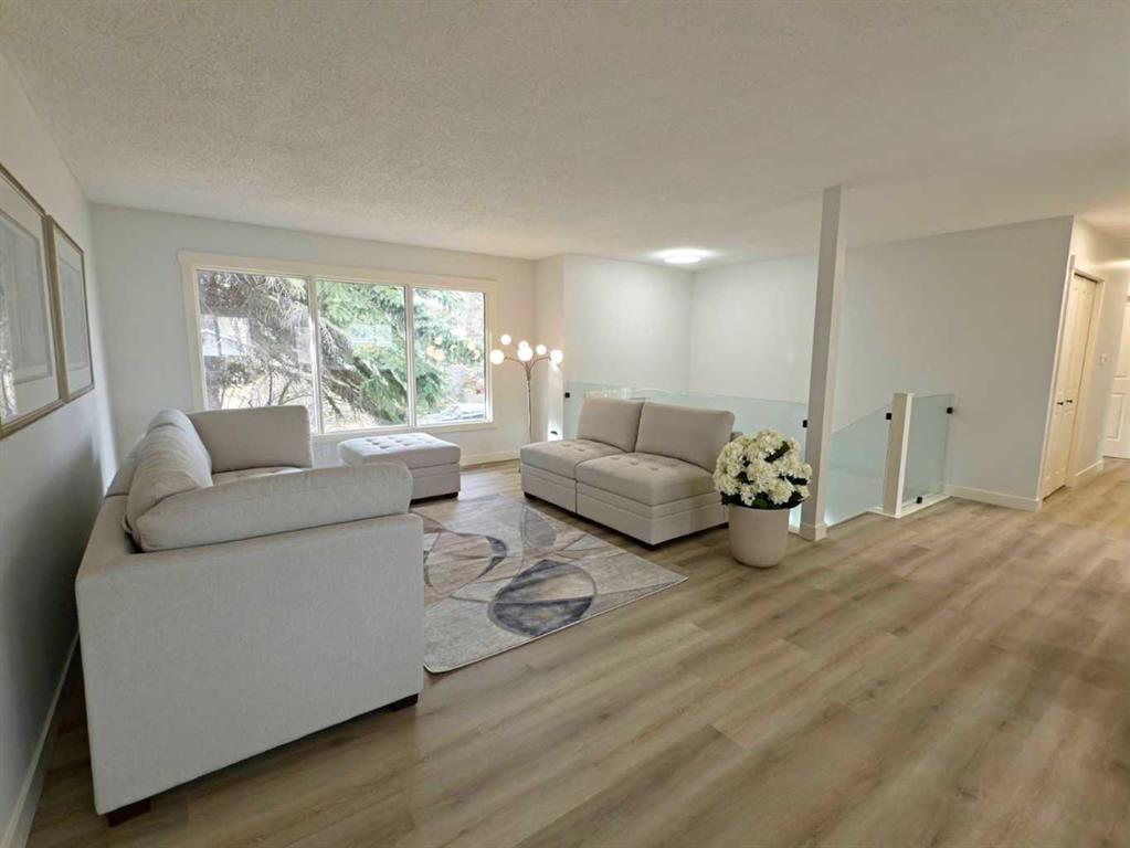 7032 78 Street NW photo 5