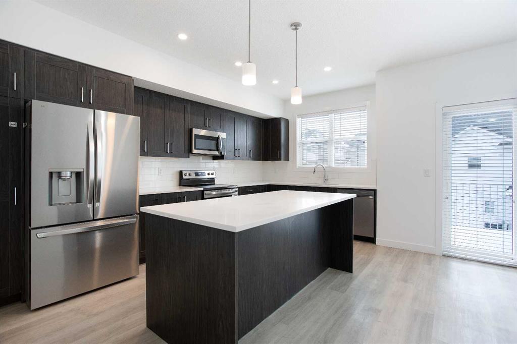 438 Copperstone Manor SE photo 5