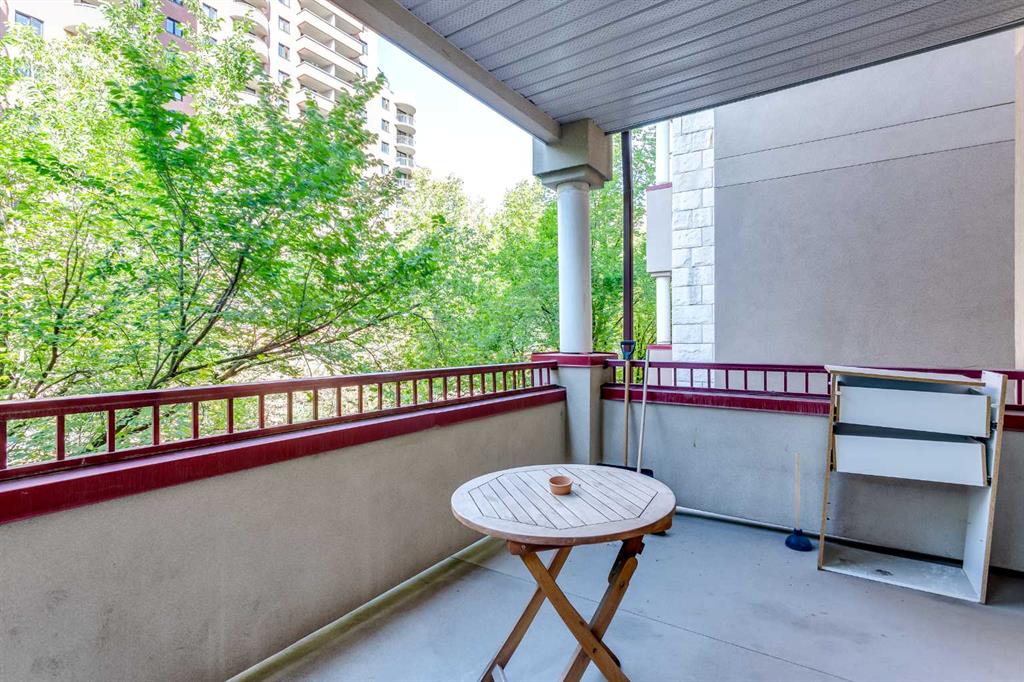 777 3 Avenue SW #306 photo 4