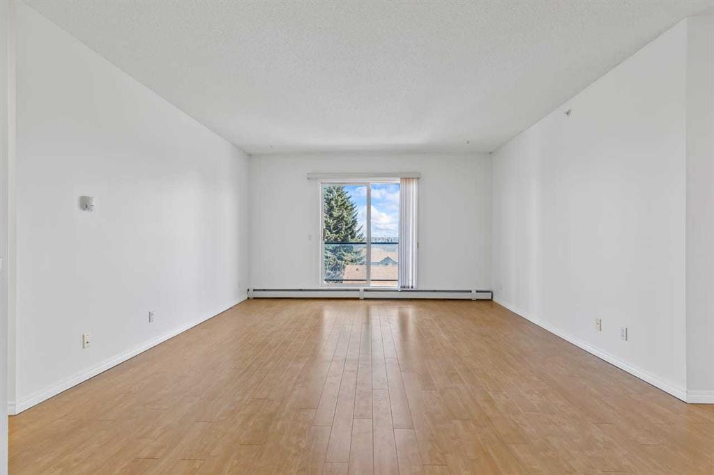 2022 Canyon Meadows Drive SE #304 photo 3
