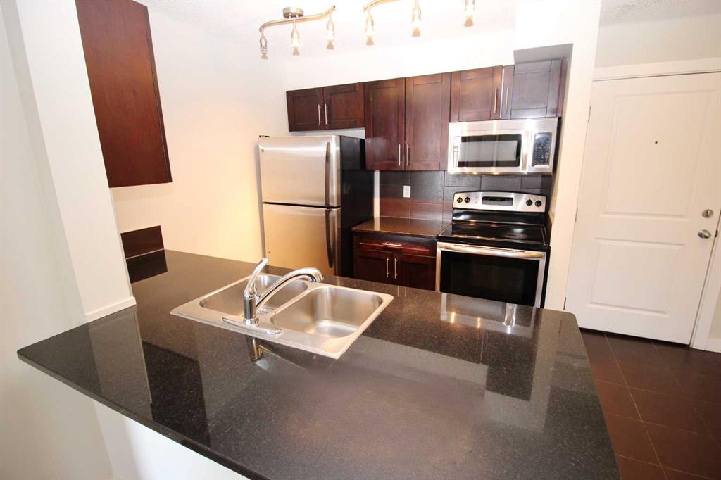 195 Kincora Glen Road NW #120 photo 3