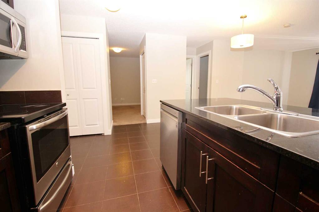 195 Kincora Glen Road NW #120 photo 5