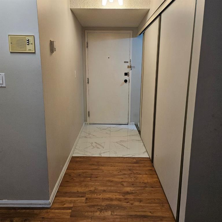 511 56 Avenue SW #203 photo 2