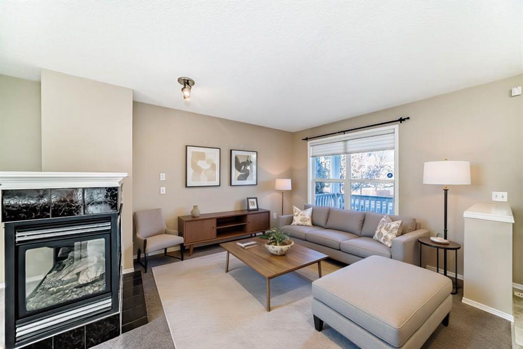 240 Prestwick Way SE photo 4