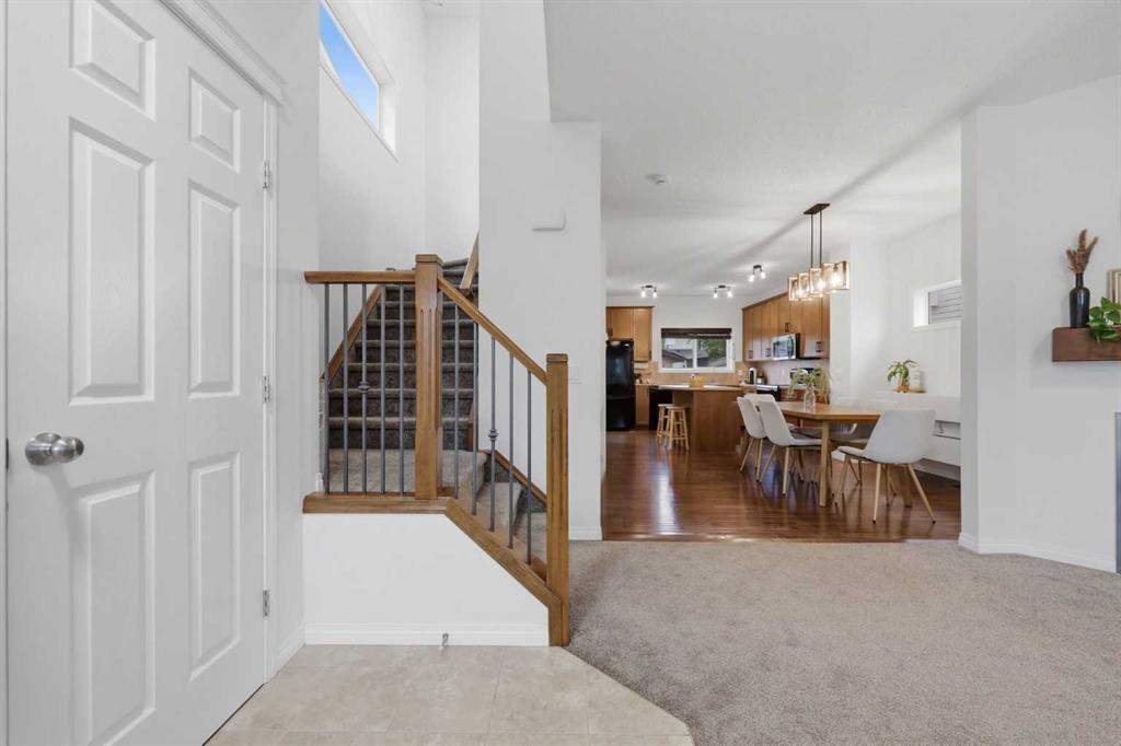 35 Covecreek Place NE photo 3