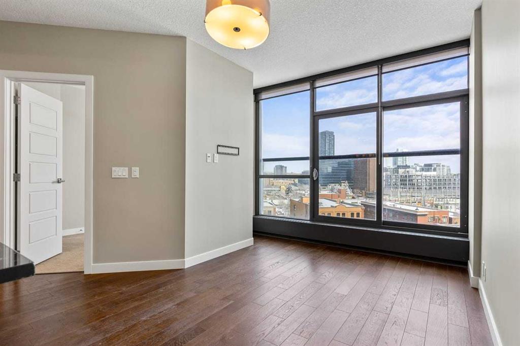 225 11 Avenue SE #804 photo 4