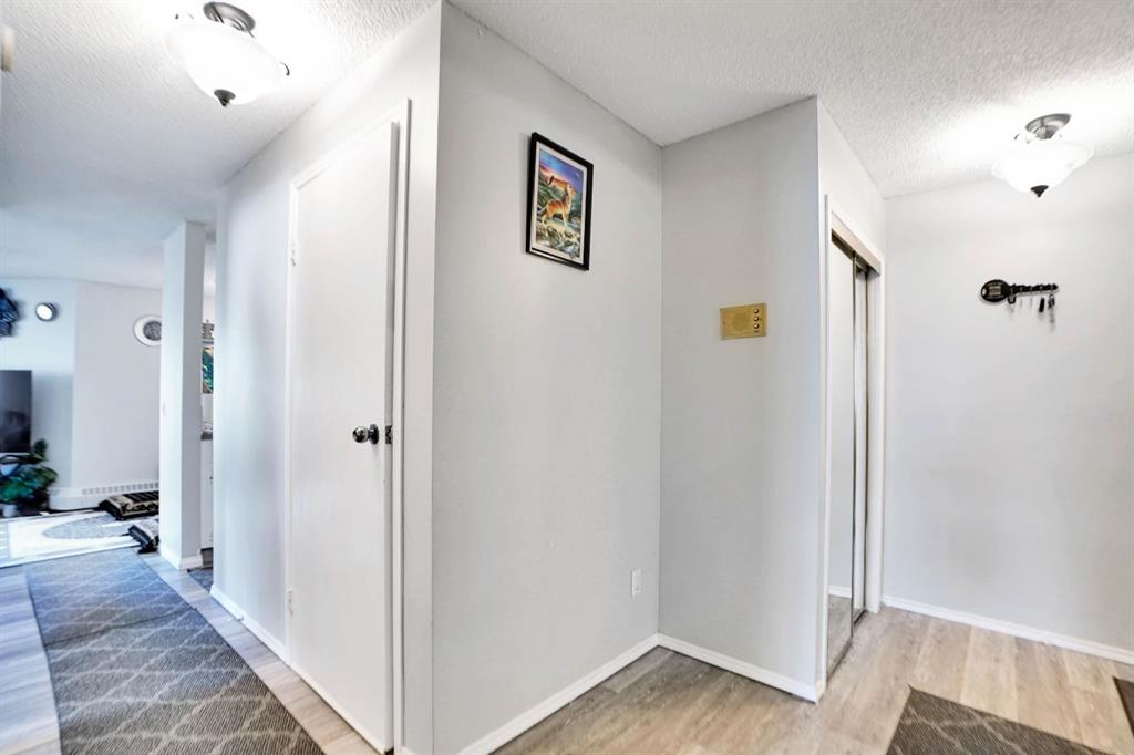 110 20 Avenue NE #109 photo 3