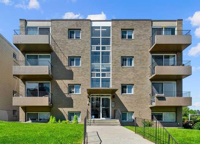 1811 18A Street SW #404