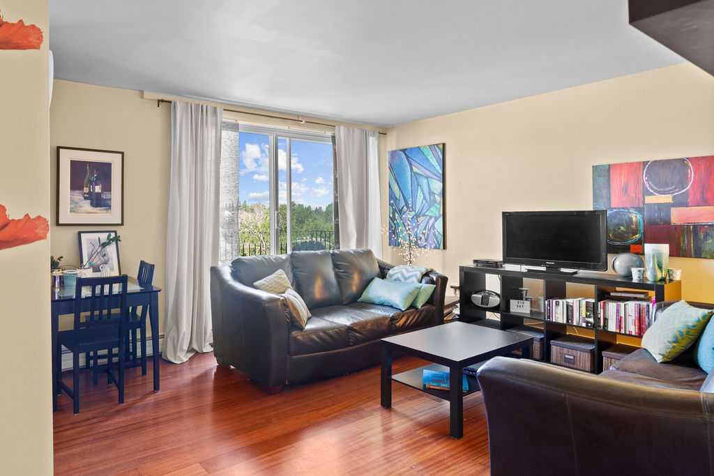 1811 18A Street SW #404 photo 4