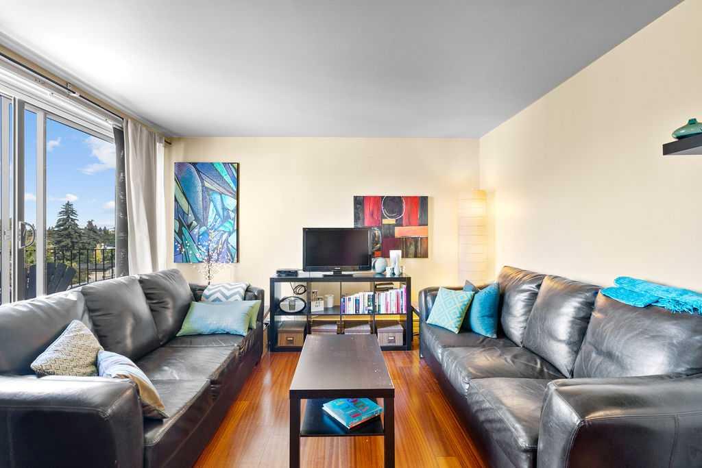 1811 18A Street SW #404 photo 5