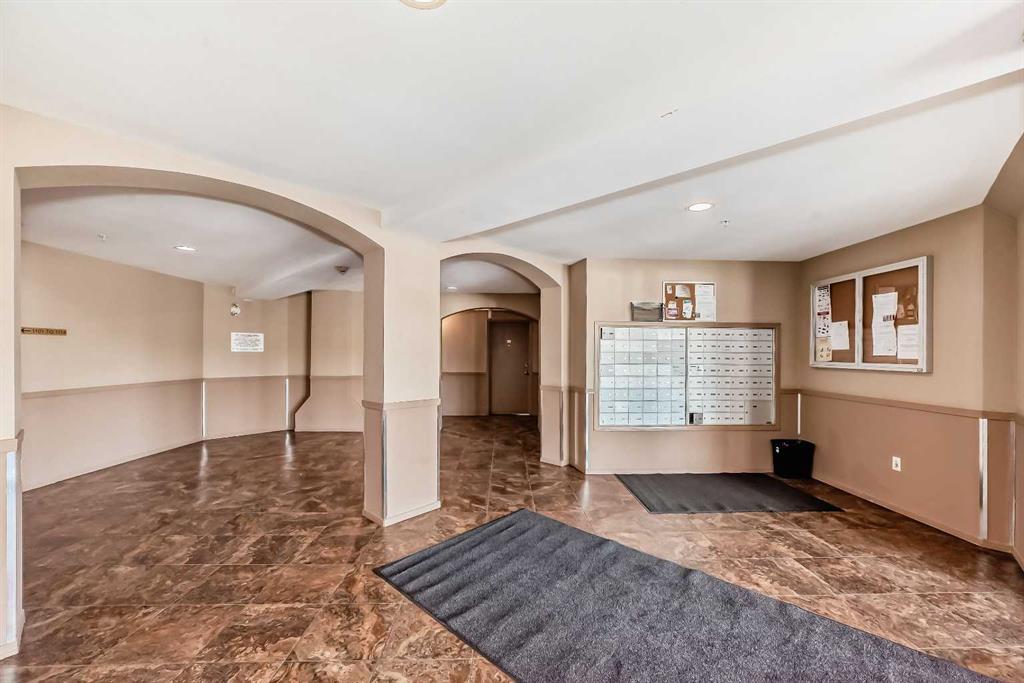 60 Panatella Street NW #1125 photo 3