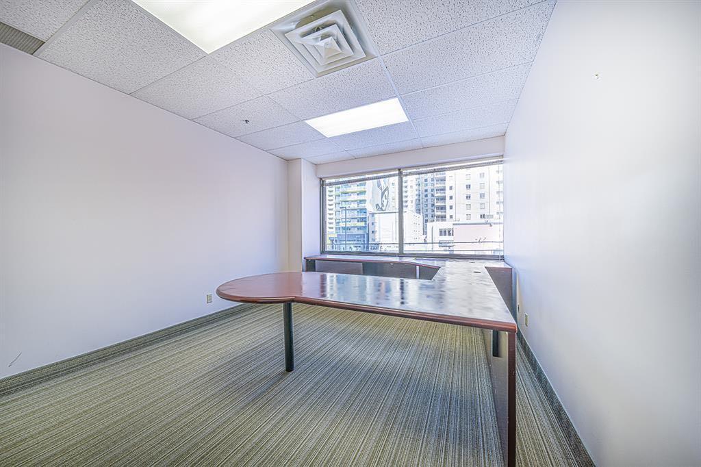 1100 8 Avenue SW #201 photo 5