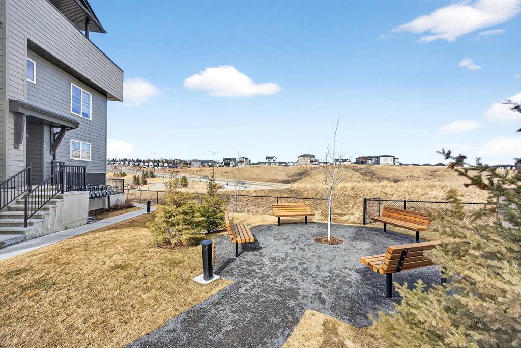260 Rowley Way NW #412 photo 2