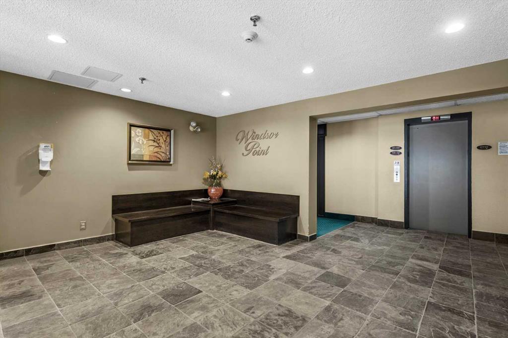 723 57 Avenue SW #102 photo 5