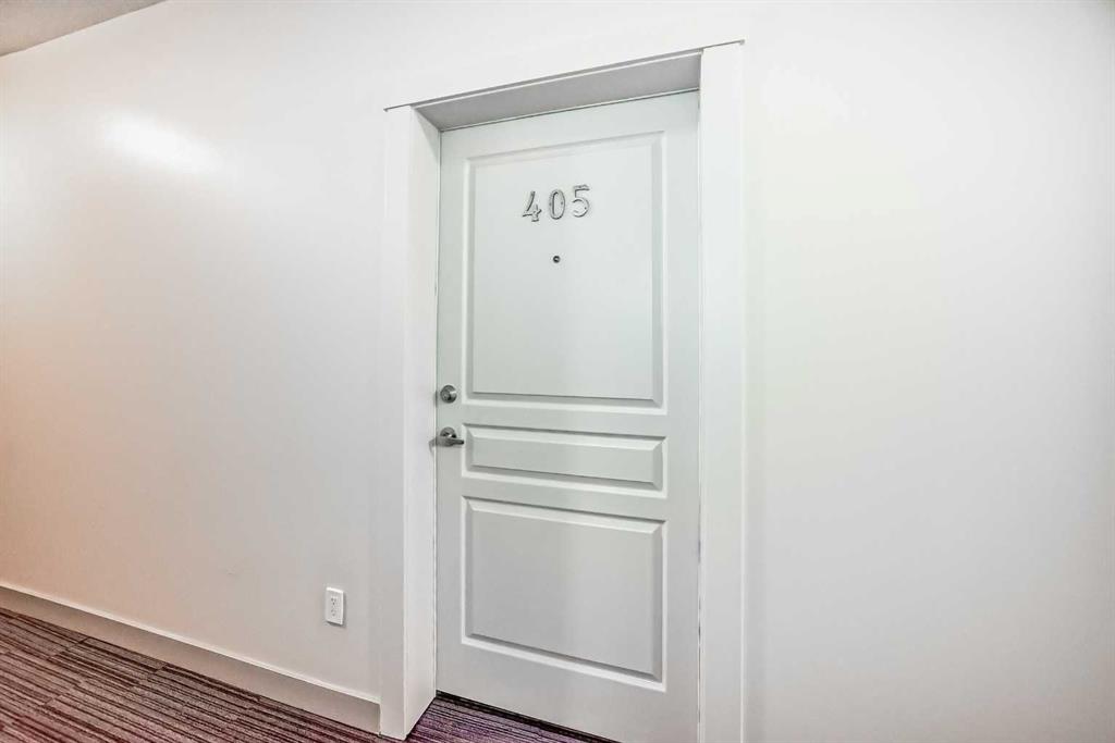 2300 Evanston Square #405 photo 4