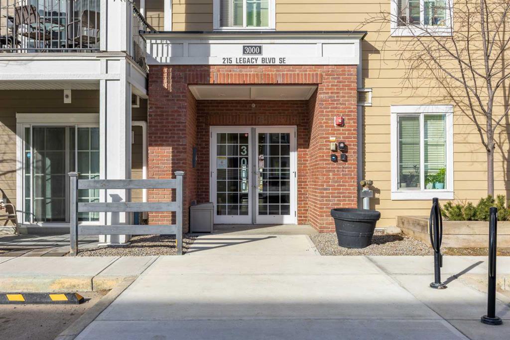 215 Legacy Boulevard SE #3202 photo 2