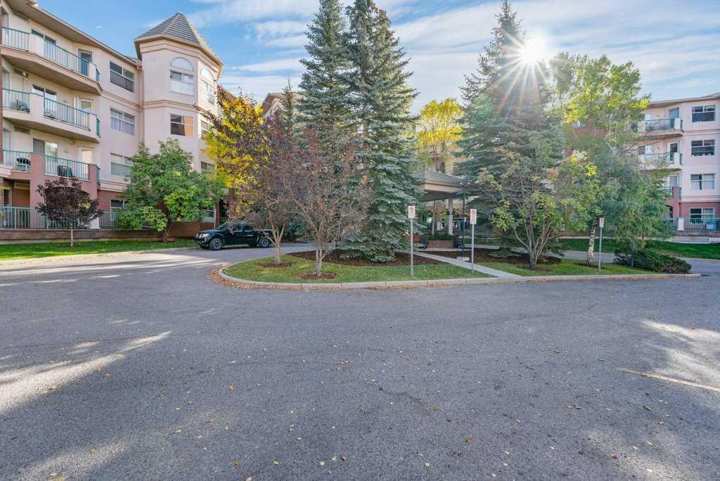 200 Lincoln Way SW #215