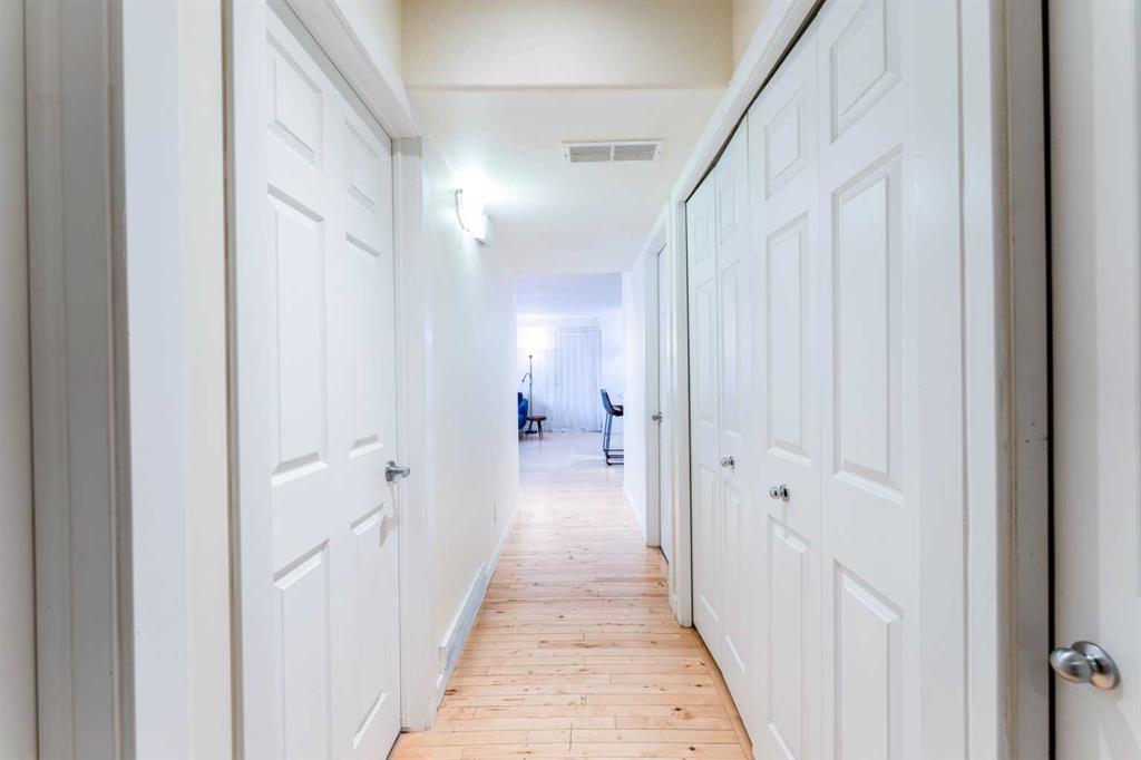 1540 29 Street NW #1014 photo 4
