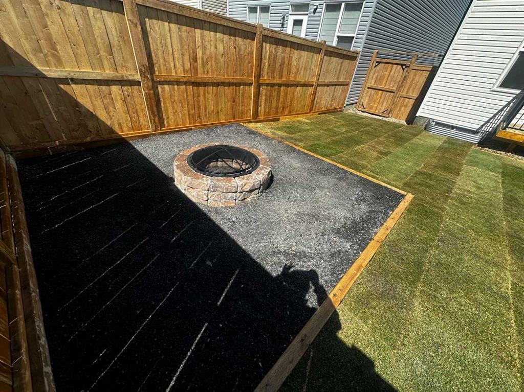 55 Amblehurst Link NW photo 3